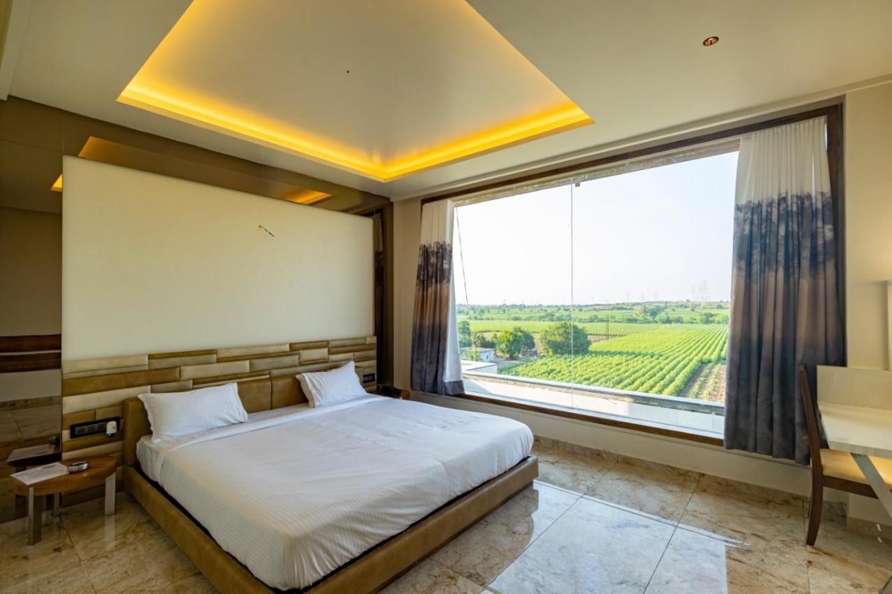 The Heaven Water Park And Resort & Restaurant Virpur Ngoại thất bức ảnh